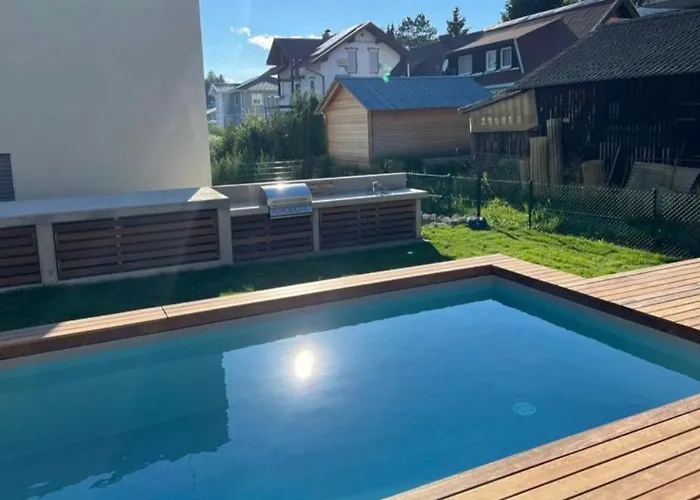 Poolsuite Am Faakersee * Villach