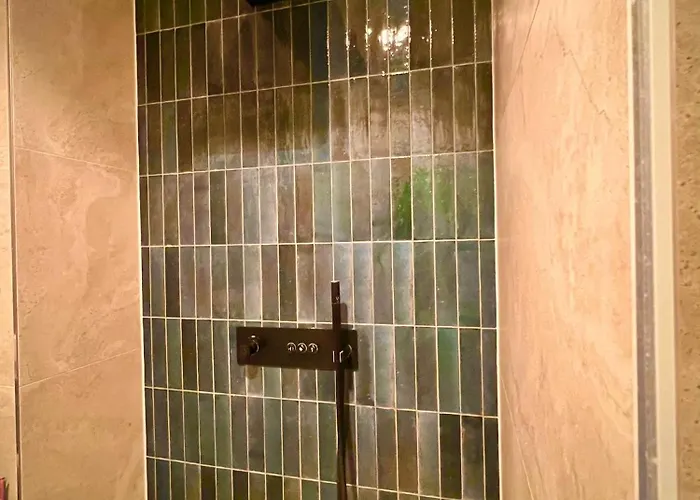 Poolsuite Am Faakersee *